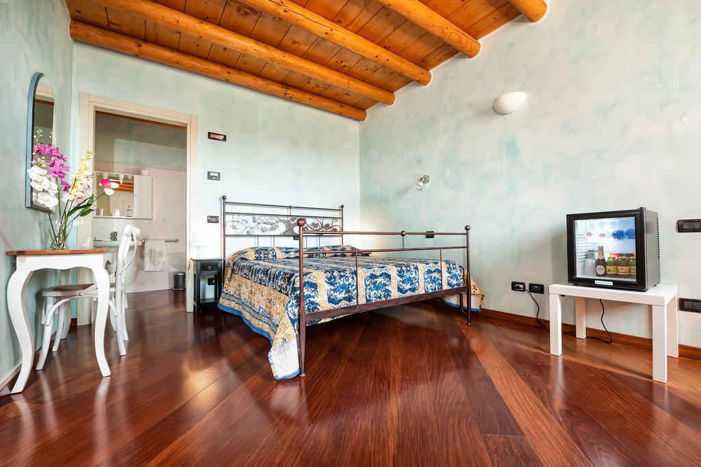 Villa Pace Pozzolengo Bilik gambar